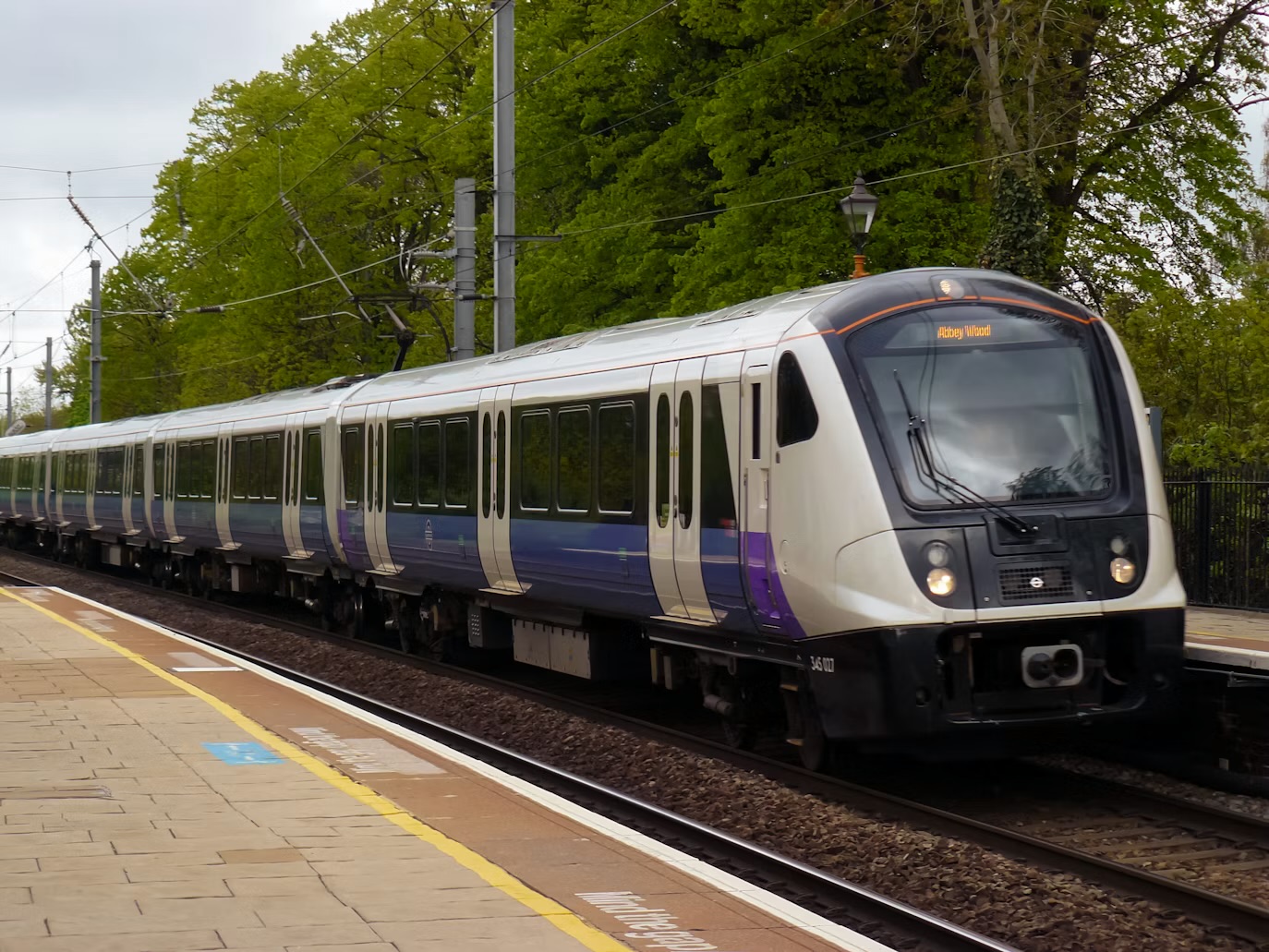 NEWS | Rail users issued with warning after man sentenced for making inappropriate comments to female passenger under new sex-based harassment legislation